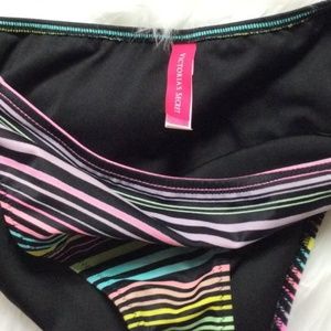 Victoria's Secret Swim - Victoria's Secret Matching pattern Bikini M-L Victoria's Secret Swim - Victoria's Secret Matching pattern Bikini M-L
